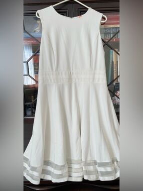 Pretty Calvin Klein White Sleeveless Dress w/Flared Net Trimmed Skirt  Sz 14